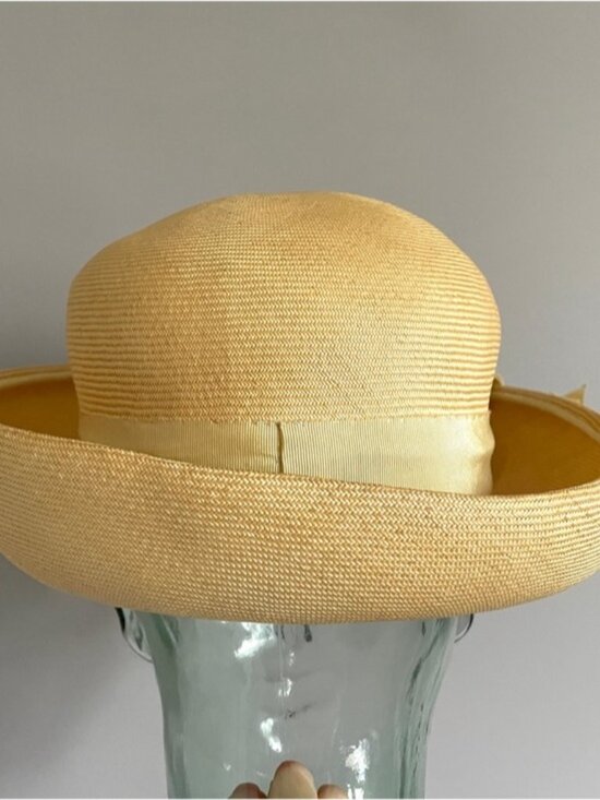 Vintage 60s Very Fine Straw Roller Hat w/ Upturned Brim - Small main image 4
